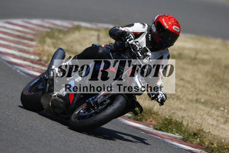 Archiv-2023/33 14.06.2023 MSS Track Day ADR/Gruppe gelb/ohne Startnummer